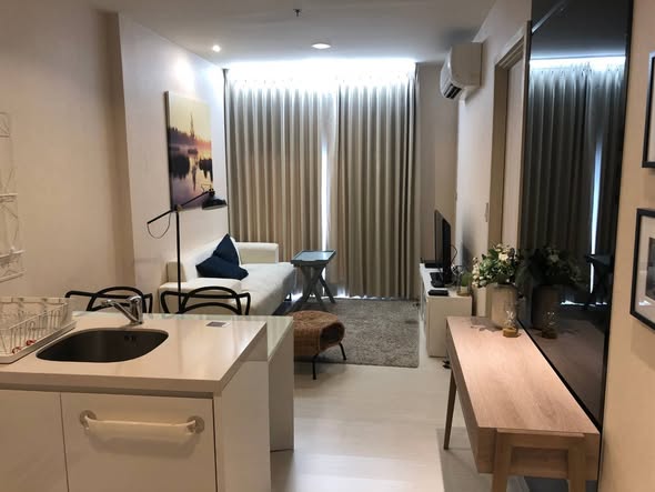 bathroom of Rhythm Sukhumvit 42