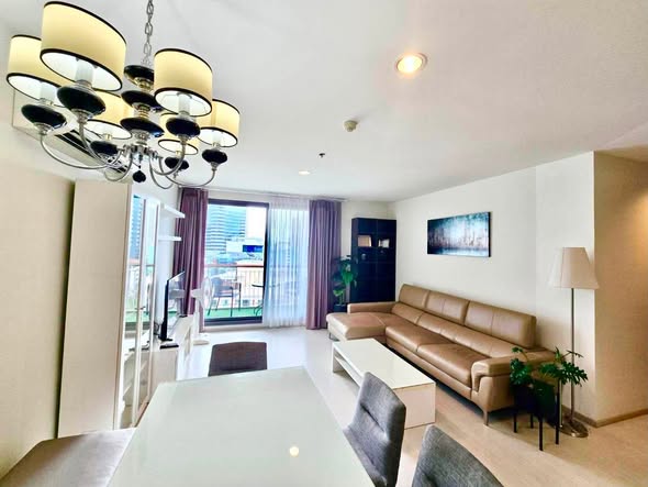 Rhythm Sukhumvit 42