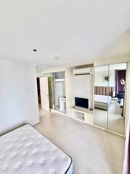 Rhythm Sukhumvit 42