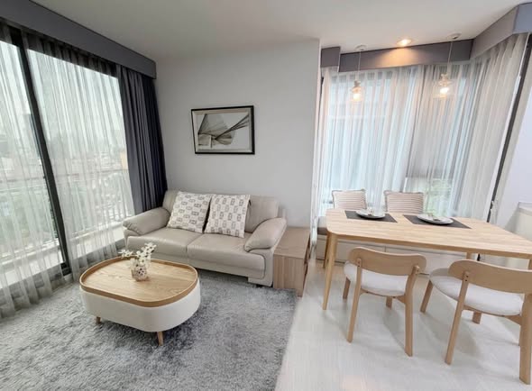 living room of Rhythm Sukhumvit 42