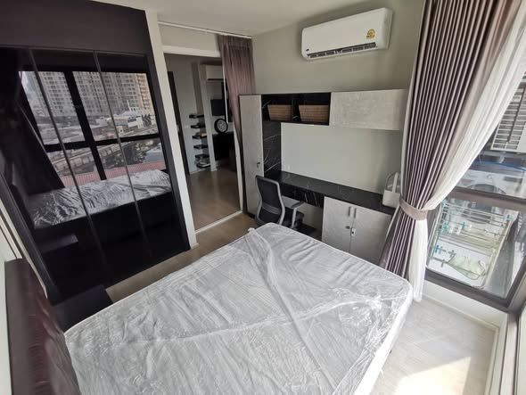 bedroom of RHYTHM Sukhumvit 44/1
