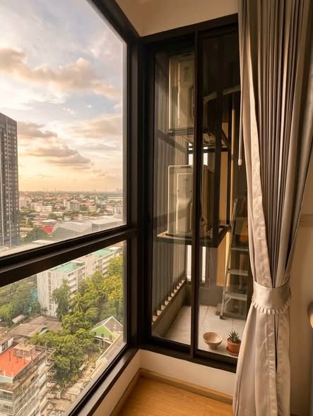 RHYTHM Sukhumvit 44/1