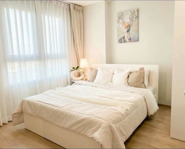 bedroom of Rich Park Chao Phraya