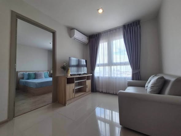 bedroom of Rich Park Chao Phraya