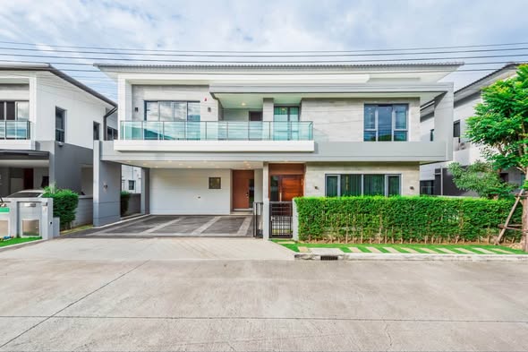 ริชชี่ เฮ้าส์ (Richie Houses) – รับสร้างบ้านหรู คฤหาสน์ ครบวงจร