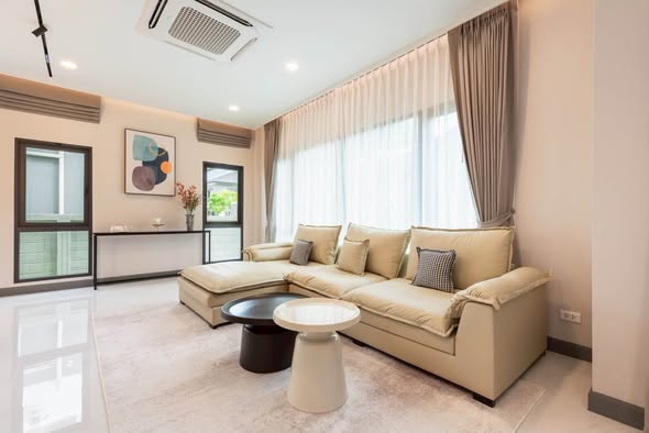 living room and bedroom of ริชชี่ เฮ้าส์ (Richie Houses) – รับสร้างบ้านหรู คฤหาสน์ ครบวงจร
