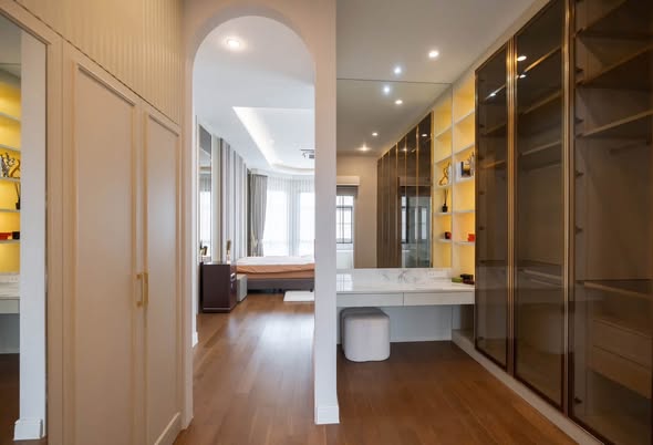 room interior of นาราสิริ กรุงเทพกรีฑา