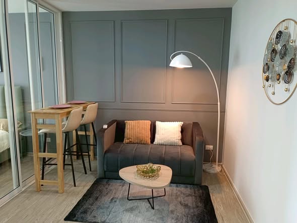 living room and bedroom of Rye Condo Huamak