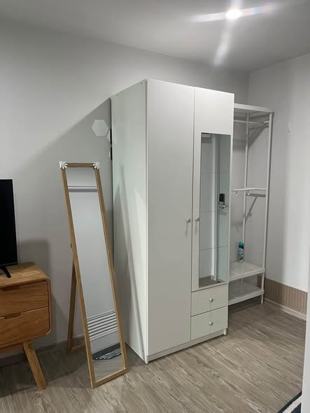 room interior and bathroom of Rye Condo Huamak