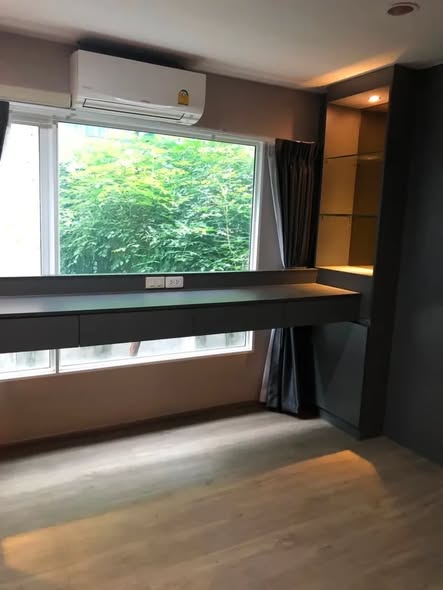 bedroom and room interior of RYE Talat Phlu