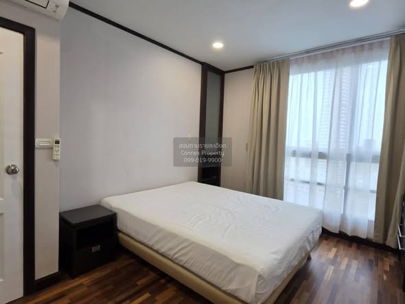 bedroom and room interior of Sathon House
