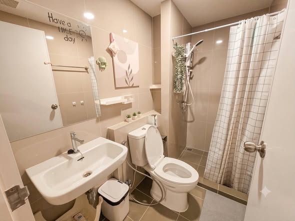 bathroom of Sena Kith Srinakarin-Sridan เสนาคิทท์ ศรีนครินทร์-ศรีด่าน