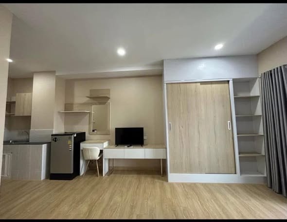 bedroom of Sereno Airport Condo