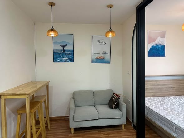 bedroom of Sereno Airport Condo