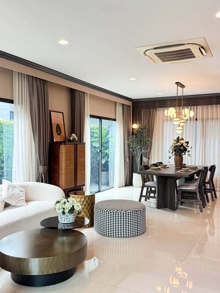 living room of Setthasiri Krungthep Kreetha 2