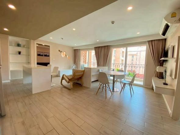 living room of Seven Seas Condo Resort Jomtien