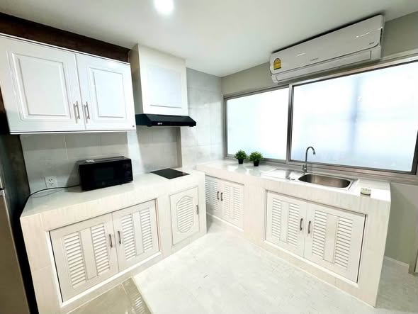 kitchen of Siam Condominium