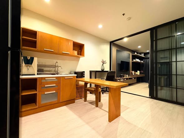 room interior of Siam Condominium