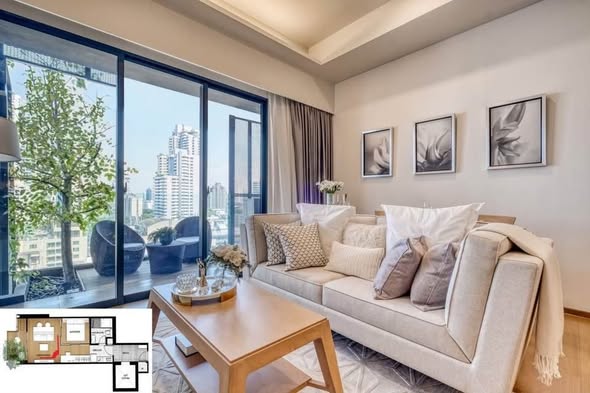 living room of Siamese Exclusive 31