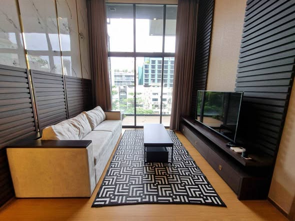 living room and room interior of Siamese Exclusive 31