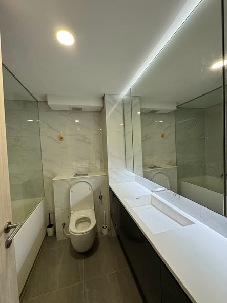 bathroom of Siamese residence landmark @ MRTA station