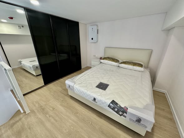 bedroom of Siamese residence landmark @ MRTA station