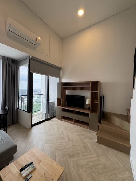 bedroom of Siamese residence landmark @ MRTA station