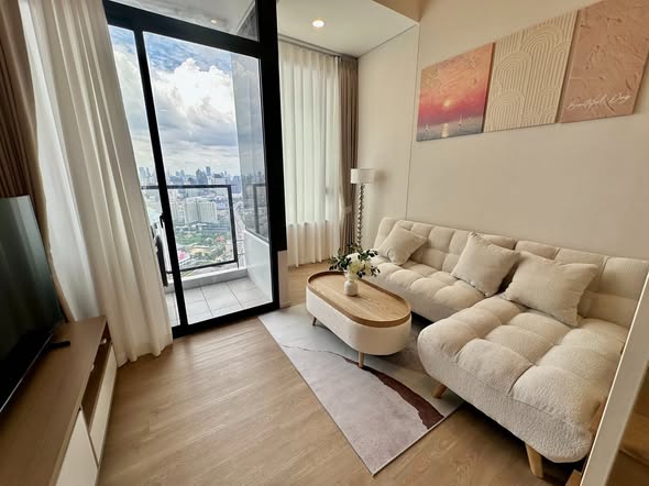 bedroom and living room of Siamese residence landmark @ MRTA station