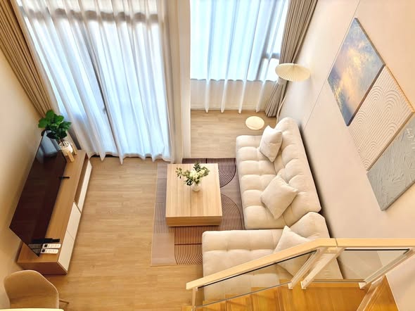 living room of Siamese residence landmark @ MRTA station
