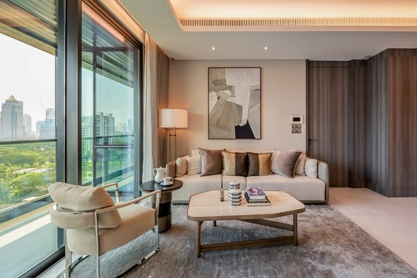 living room and bedroom of Sindhorn Tonson