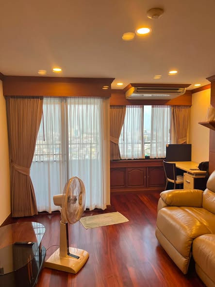 bedroom and living room of SiPhaya River View Condominium