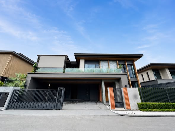 SIRANINN RESIDENCES | ศิรนินทร์ เรสซิเดนเซส