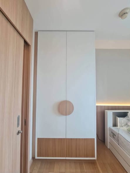 room interior of Siri at Sukhumvit