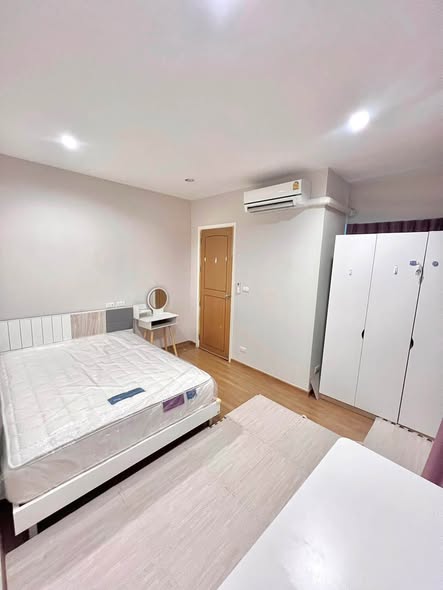 bedroom of SIRI HOUSE