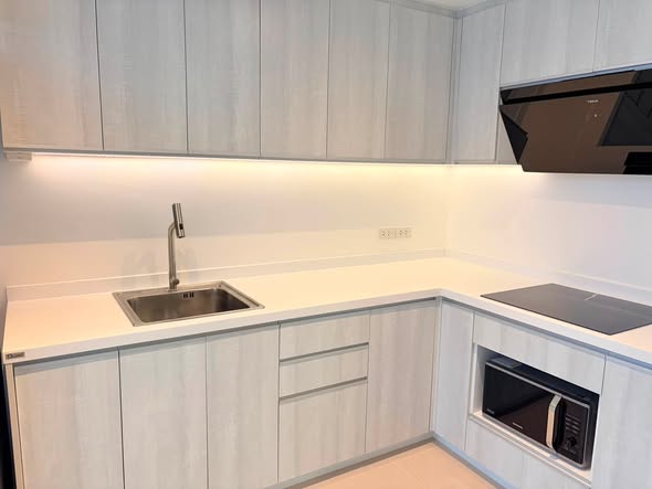 kitchen of Siri Place Pattanakarn