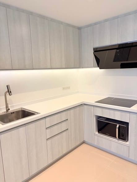 kitchen of Siri Place Pattanakarn