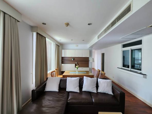 bedroom of Siri Residence