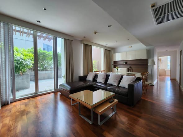 bedroom and living room of Siri Residence
