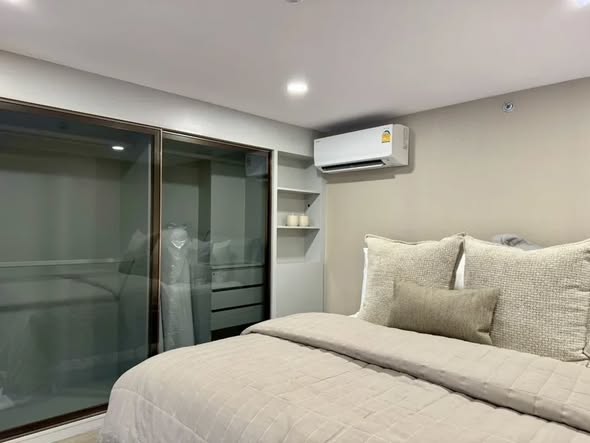 bedroom and room interior of So Origin Kaset Interchange