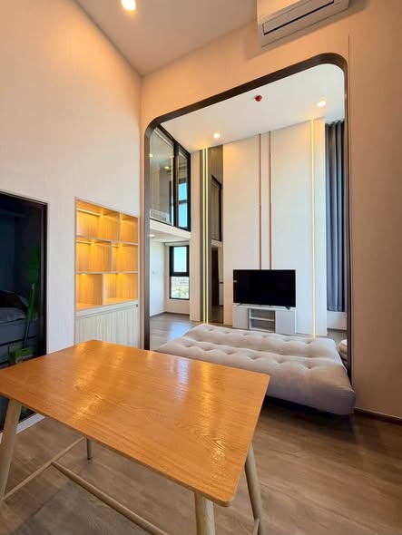 living room and room interior of So Origin Kaset Interchange