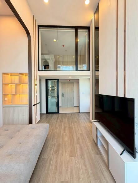 living room and room interior of So Origin Kaset Interchange
