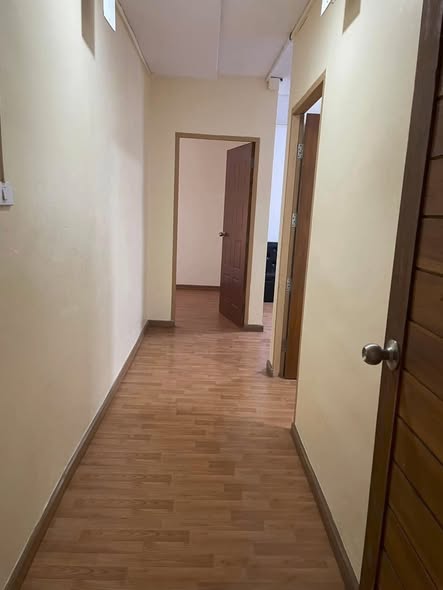 SR Complex condo