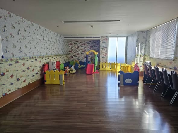 room interior of Sukhumvit City Resort