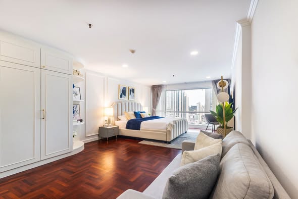 bedroom and room interior of Sukhumvit Suite