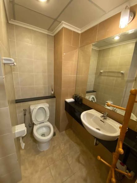 Supalai Casa Riva condo