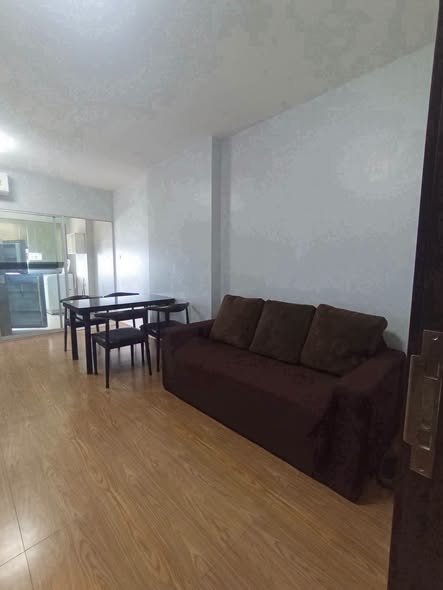 living room of Supalai City Resort Station Pranangklao – Chaophraya