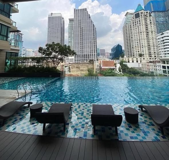 pool of Supalai Elite Sathon – Suan Phlu