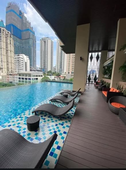 pool of Supalai Elite Sathon – Suan Phlu