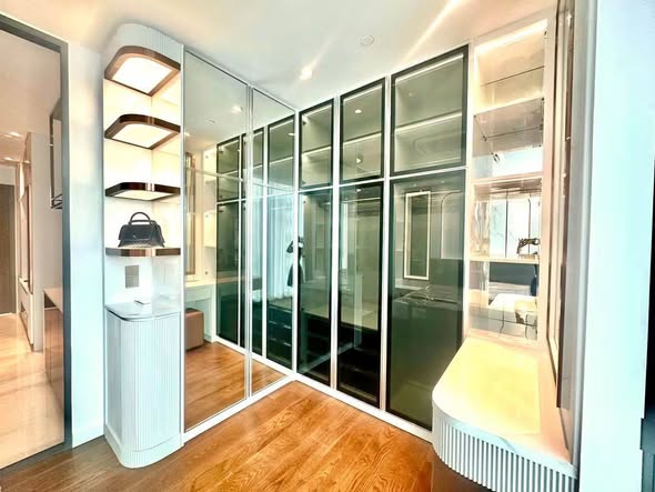 room interior of Supalai Icon Sathon