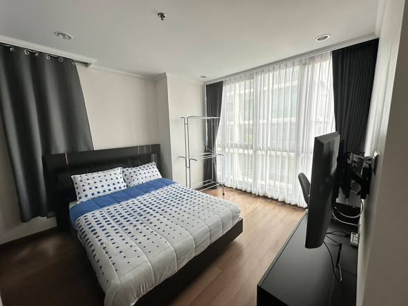 bedroom of Supalai Oriental Sukhumvit 39